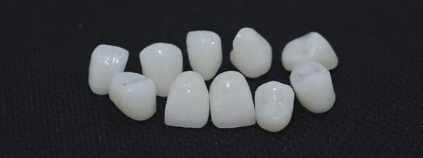 Full-Zirconia-Crowns