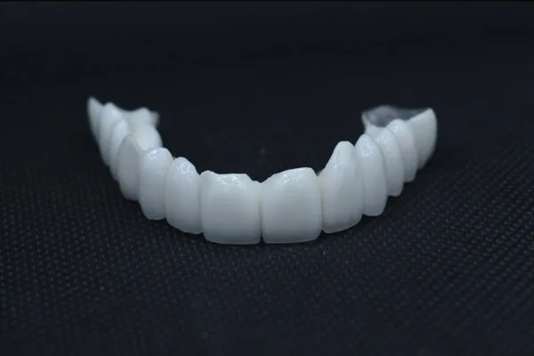 Zirconia-Implants